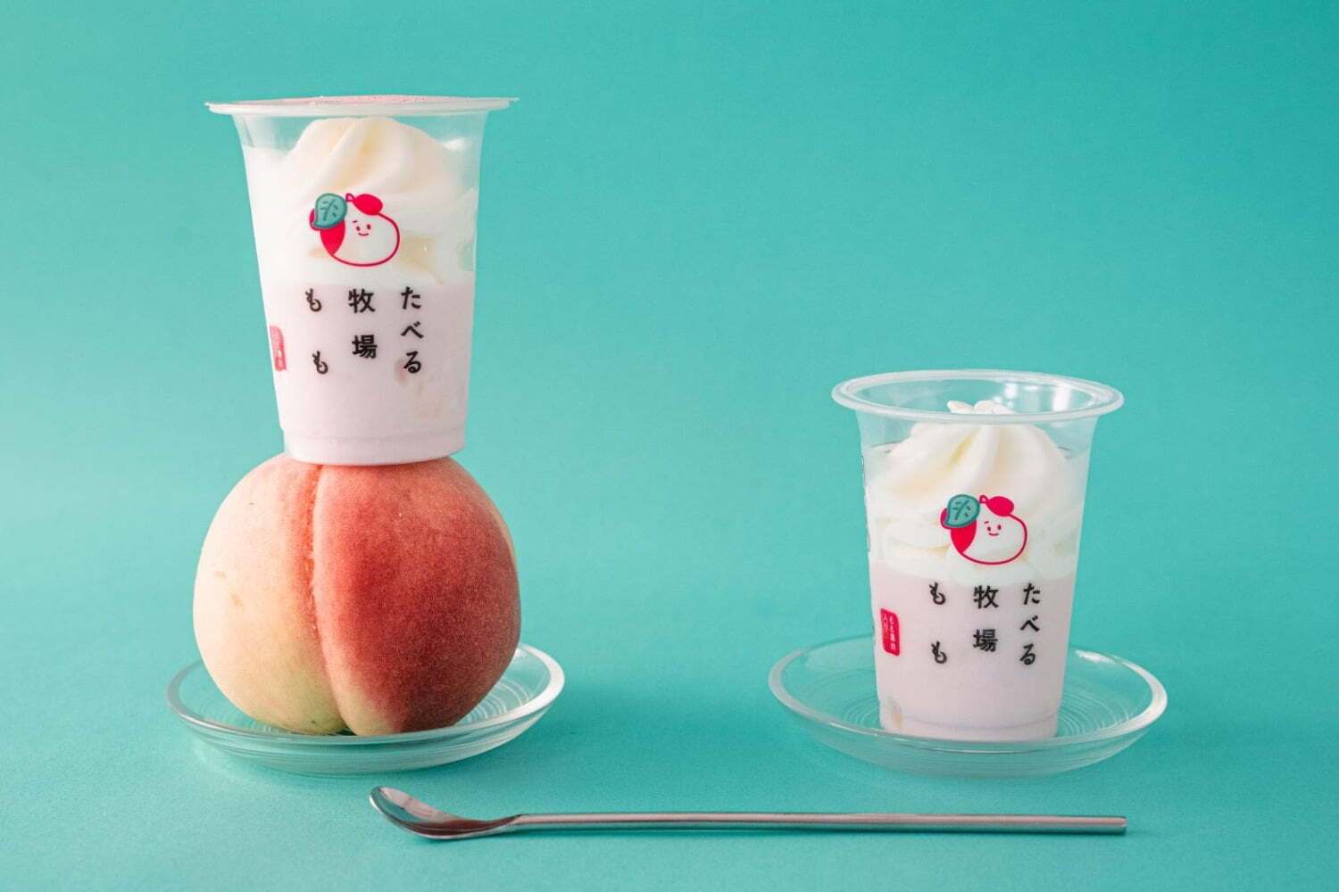 ファミリーマート新作「たべる牧場もも」ミルクアイスに“桃ジェラート×たっぷり桃果肉”