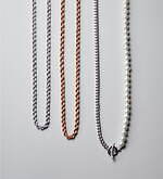 ジュエッテの新作アクセサリー、ミニマルなパールリングや“重ね付け”楽しむシルバーイヤリング｜写真38