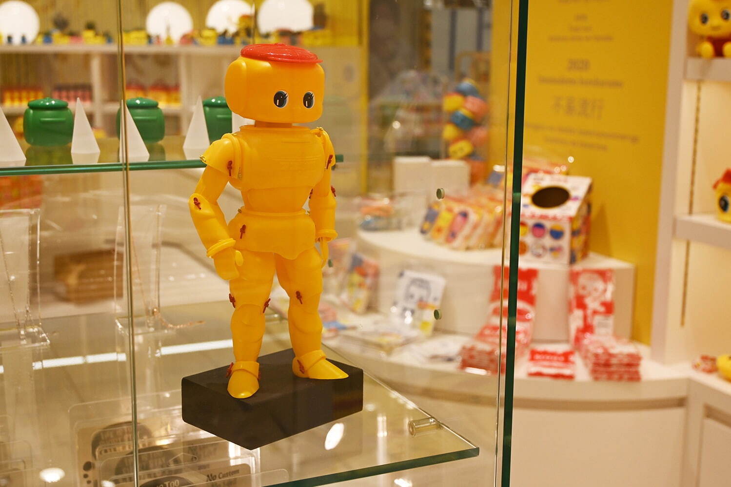 「フエキくん」展示販売イベントが名古屋パルコで、“どうぶつのり容器”入りお菓子＆フィギュアが集結｜写真9