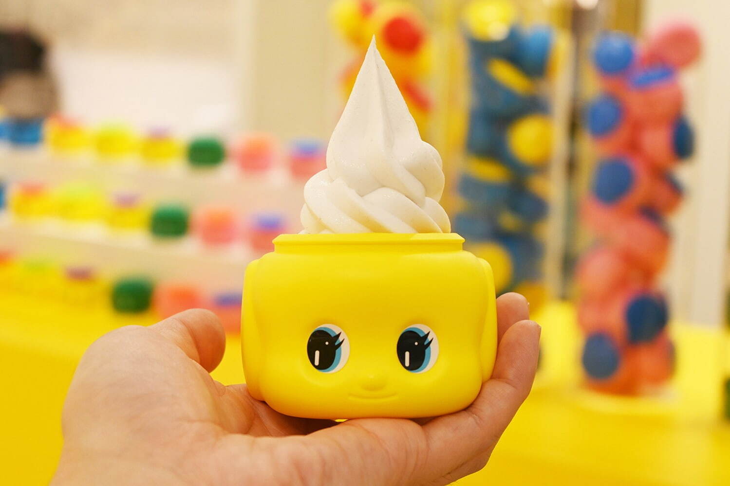 フエキくん 展示販売イベントが名古屋パルコで どうぶつのり容器 入りお菓子 フィギュアが集結 ファッションプレス