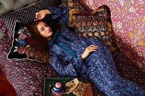 フランフラン×アナ スイのコラボインテリア雑貨、花×蝶が彩るテーブル 