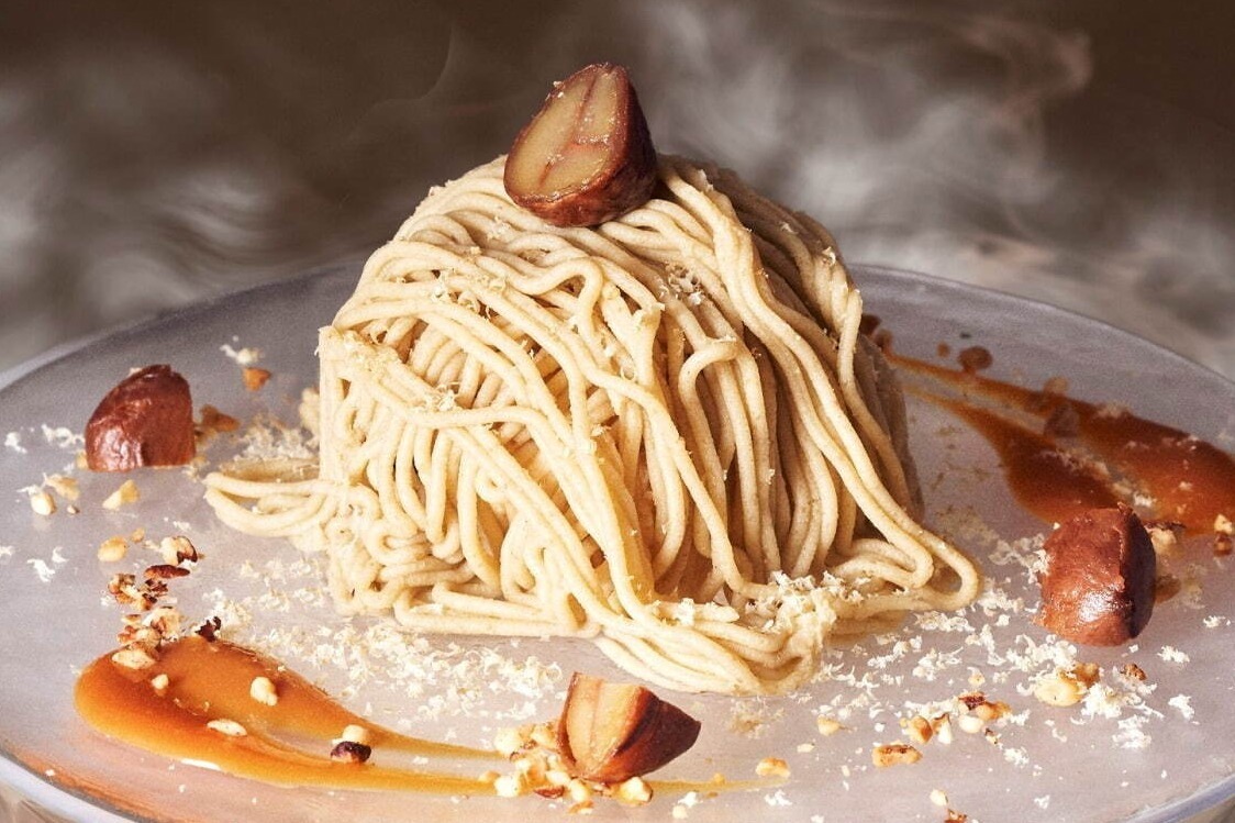 カフェ＆ブックス ビブリオテークから熊本産和栗の「“生”モンブラン」秋の味覚たっぷりのパンケーキも