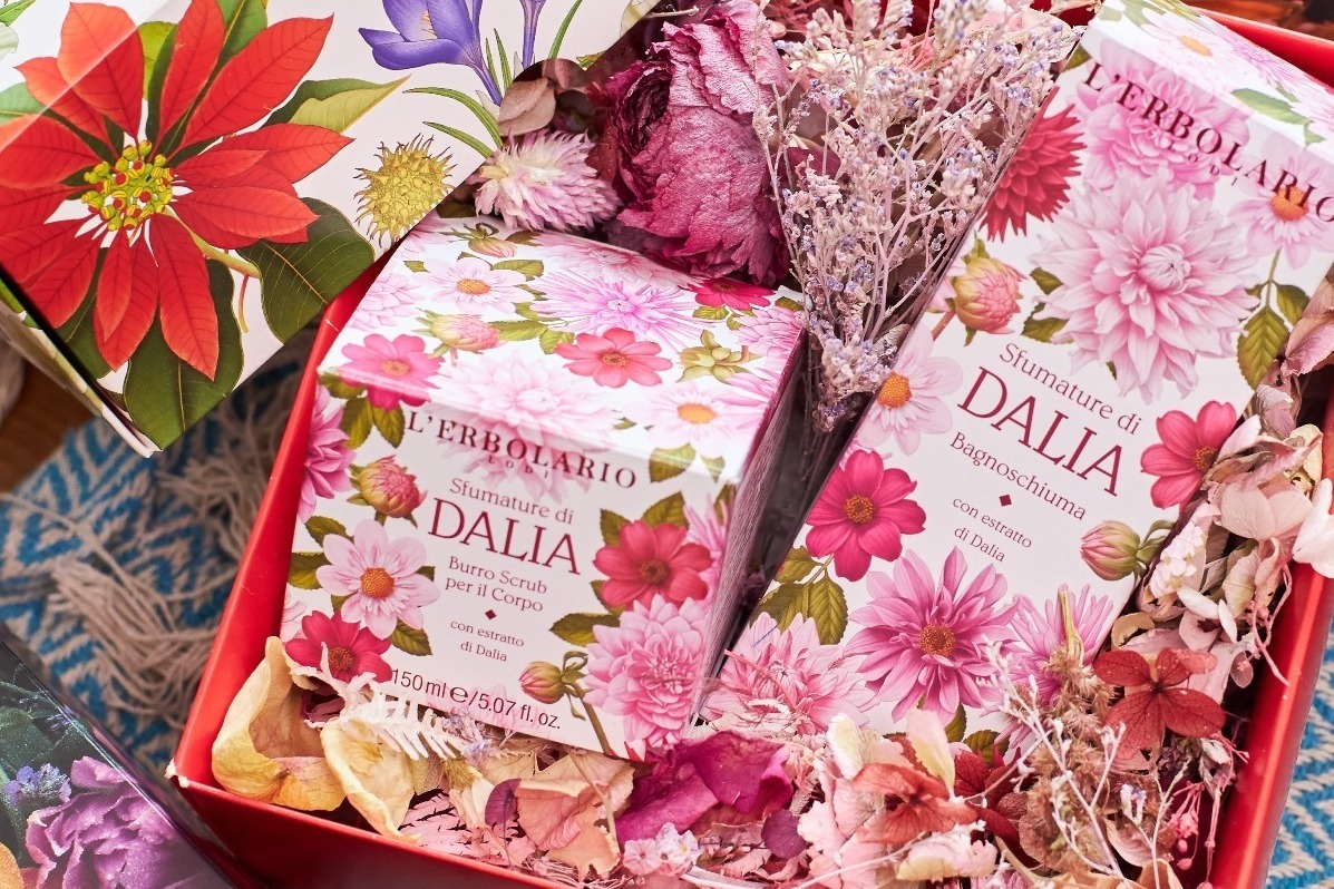 フローラルノート｜イタリア発ナチュラルコスメ「レルボラリオ」日本初上陸、“ダリアが香る”ボディクリーム＆香水など