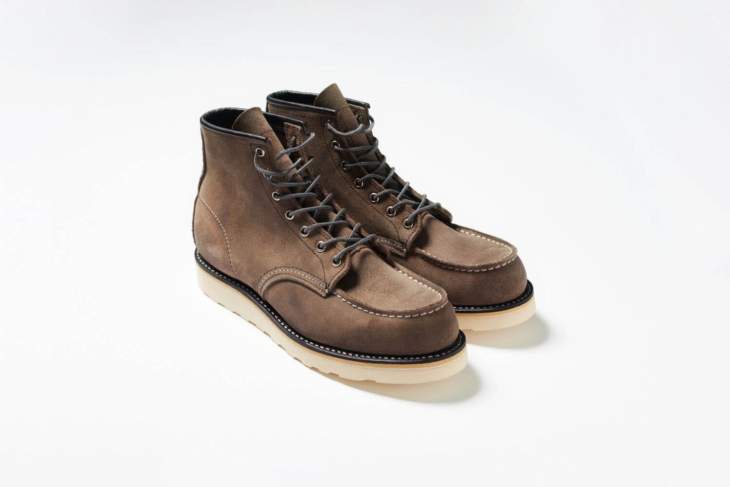 RED WING SHOE STORE限定品
「SLATE GRAY 6” MOC PLATFORM “Type White”」49,500円