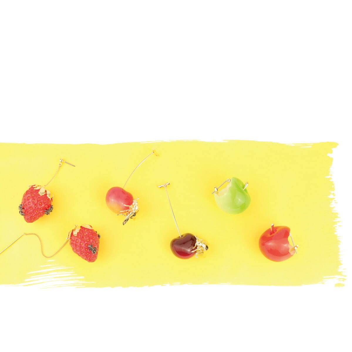 イー・エム“好みのグラデーションクリスタル”で作るジュエリー、“サクランボ＆苺”のピアスも｜写真11