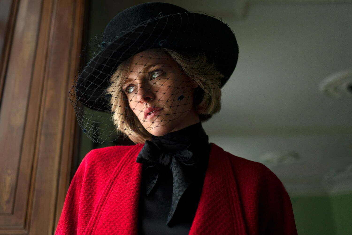 映画『スペンサー ダイアナの決意』クリステン・スチュワート主演、元皇太子妃の“最後のクリスマス”描く