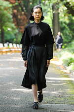 ホワイトマウンテニアリング 2022年春夏コレクション - 自由にまとう服｜写真9