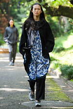 ホワイトマウンテニアリング 2022年春夏コレクション - 自由にまとう服｜写真17