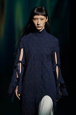 ミカゲ シン 2022年春夏コレクション - 日本初の近代建築運動に着想を得て｜写真4