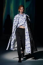 ミカゲ シン 2022年春夏コレクション - 日本初の近代建築運動に着想を得て｜写真5