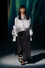 ミカゲ シン 2022年春夏コレクション - 日本初の近代建築運動に着想を得て｜写真12