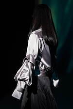 ミカゲ シン 2022年春夏コレクション - 日本初の近代建築運動に着想を得て｜写真14