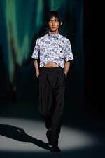 ミカゲ シン 2022年春夏コレクション - 日本初の近代建築運動に着想を得て｜写真39