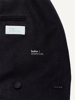 kolor(カラー)のスーツラインより、エレガントな新作タキシードやコートが登場｜写真1