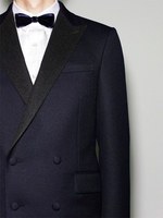 kolor(カラー)のスーツラインより、エレガントな新作タキシードやコートが登場｜写真2