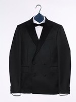 kolor(カラー)のスーツラインより、エレガントな新作タキシードやコートが登場｜写真6