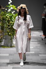 ホウガ 2022年春夏コレクション - 心を解放させる、特別なレジャードレス｜写真9