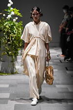 ホウガ 2022年春夏コレクション - 心を解放させる、特別なレジャードレス｜写真12