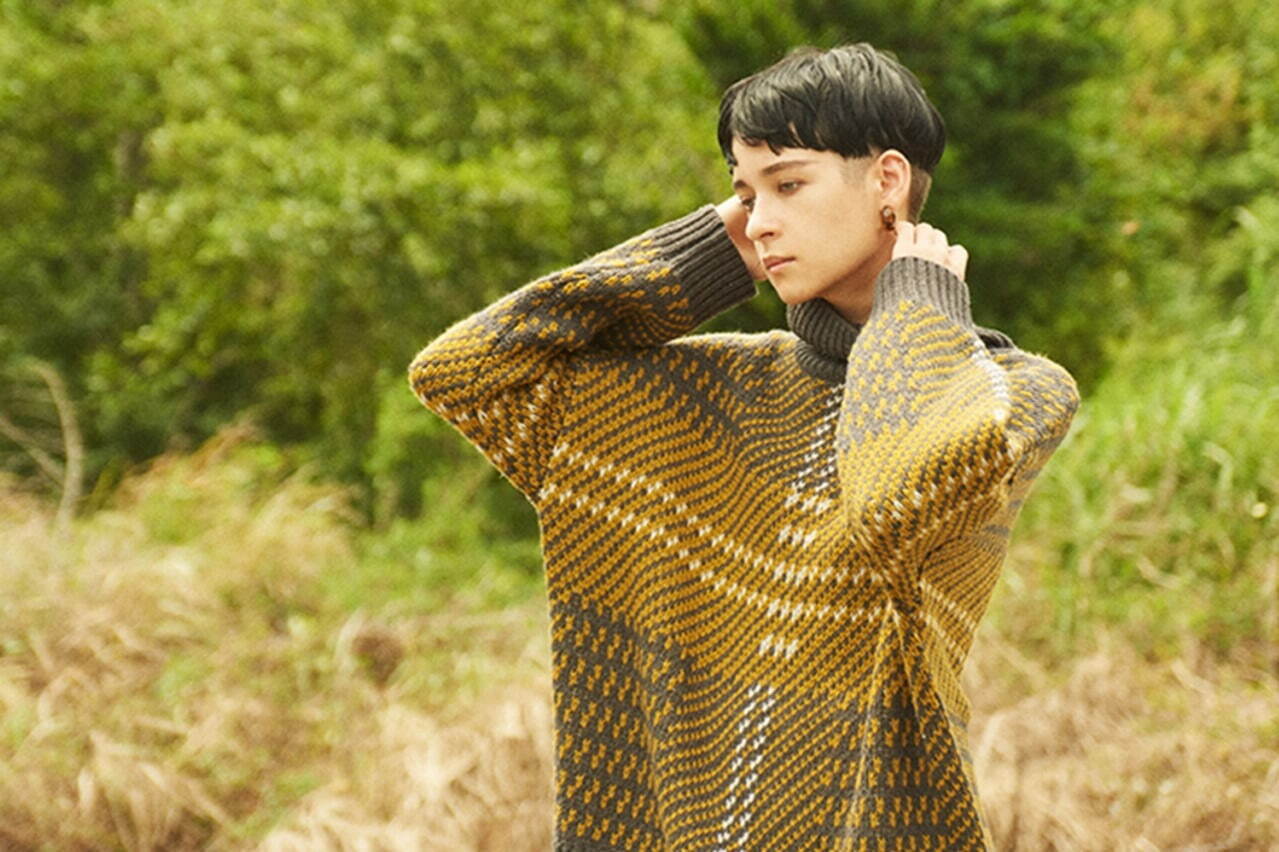 アバハウスの新ブランド「ノミネ」デビュー、幾何学模様のワンピースや曲線フォルムのピアスなど