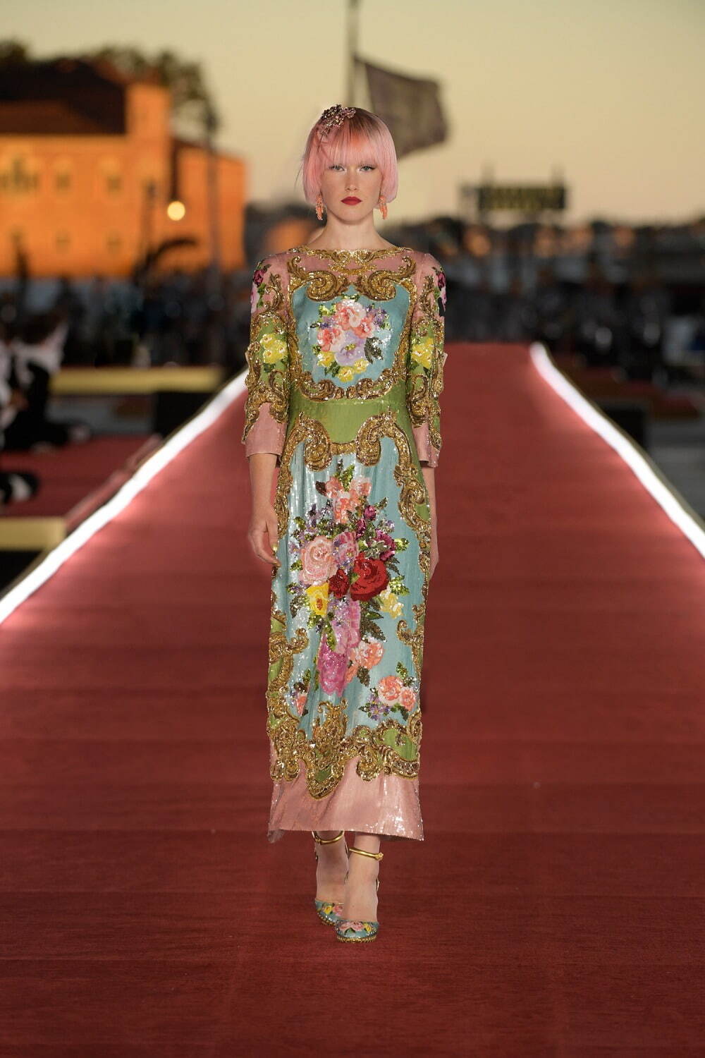 ドルチェ＆ガッバーナ アルタ モーダ(DOLCE&GABBANA Alta Moda) 2021-22年秋冬ウィメンズコレクション  - 写真28