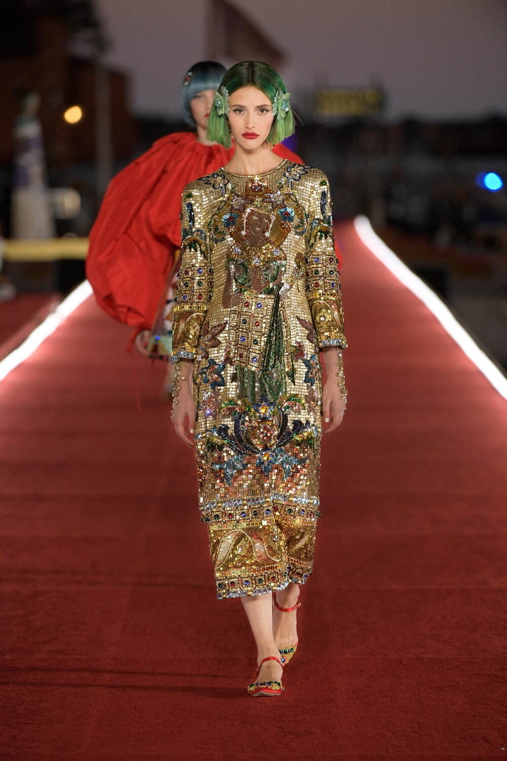 ドルチェ＆ガッバーナ アルタ モーダ(DOLCE&GABBANA Alta Moda) 2021-22年秋冬ウィメンズコレクション  - 写真91