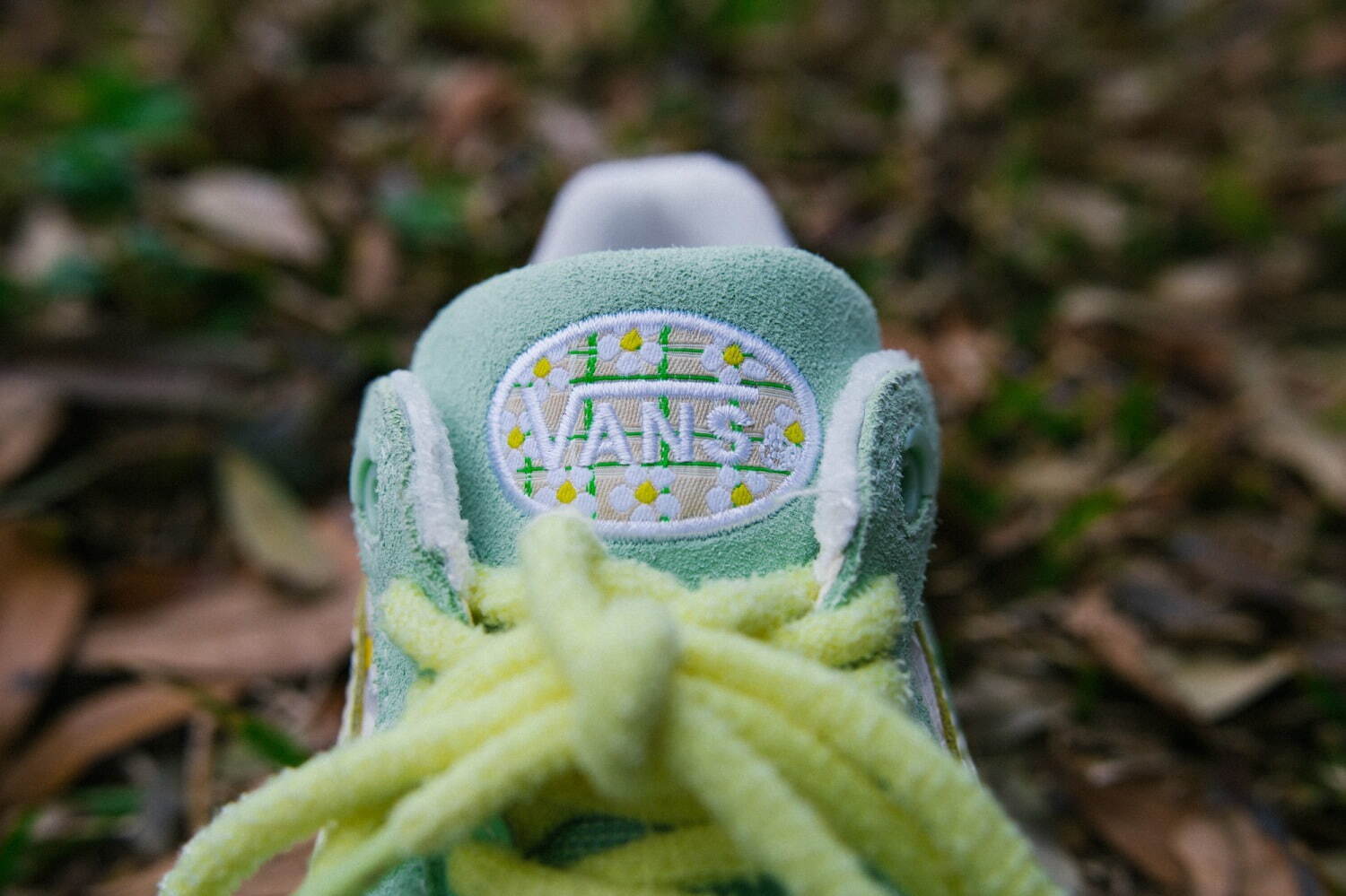 ヴァンズ(VANS) デイジー柄｜写真6