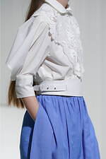 サポートサーフェス 2022年春夏コレクション、包み込むようなしなやかさと凛とした強さ｜写真2