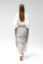 サポートサーフェス 2022年春夏コレクション、包み込むようなしなやかさと凛とした強さ｜写真35