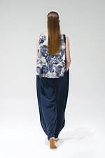 サポートサーフェス 2022年春夏コレクション、包み込むようなしなやかさと凛とした強さ｜写真69