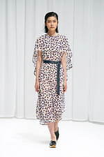 サポートサーフェス 2022年春夏コレクション、包み込むようなしなやかさと凛とした強さ｜写真94