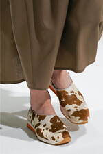 サポートサーフェス 2022年春夏コレクション、包み込むようなしなやかさと凛とした強さ｜写真111