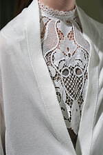 サポートサーフェス 2022年春夏コレクション、包み込むようなしなやかさと凛とした強さ｜写真54