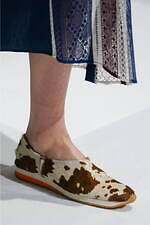 サポートサーフェス 2022年春夏コレクション、包み込むようなしなやかさと凛とした強さ｜写真115