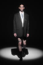 ドレスドアンドレスド 2022年春夏コレクション - 砕かれたガラスの舞台｜写真3