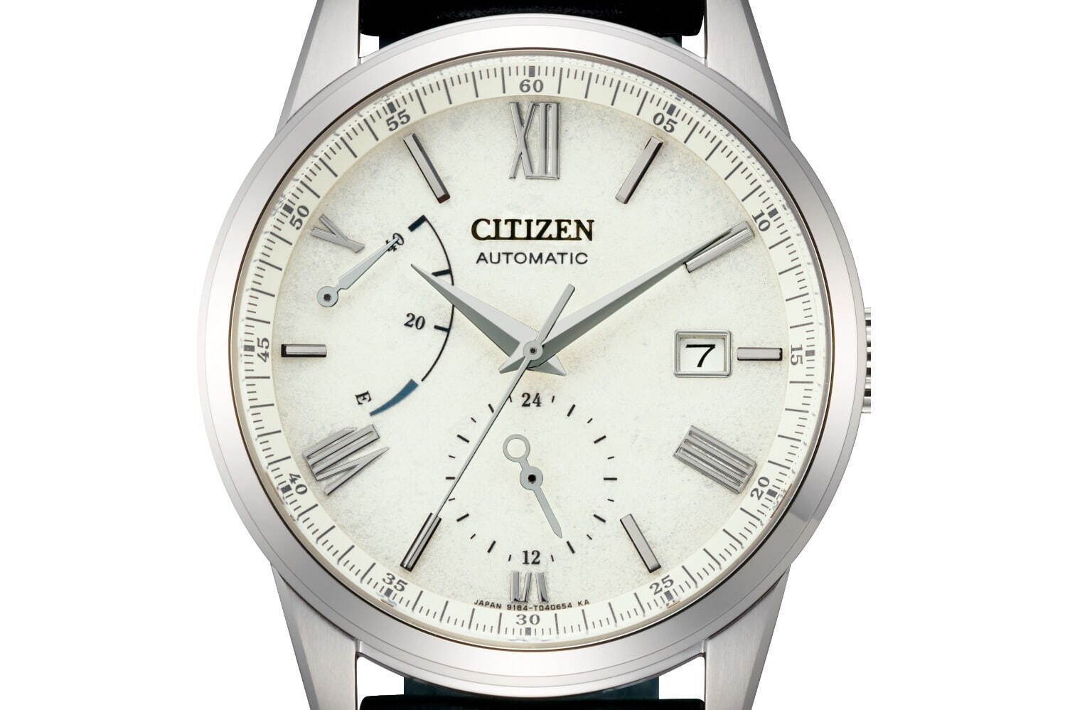 シチズン新作腕時計、繭をイメージした柔らかな白の“銀箔＆漆”文字板