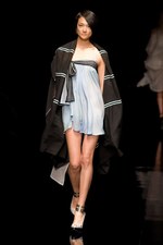 araisara(アライサラ) 2010S/S 日本の伝統をモダンデザインに｜写真2
