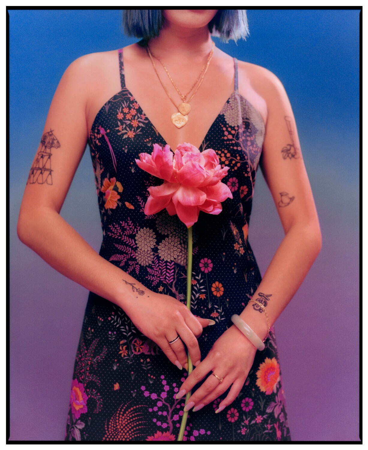 プーマ×リバティの限定スニーカー“花柄”や“宝石のような植物”刺繍、Tシャツ＆バッグも｜写真74