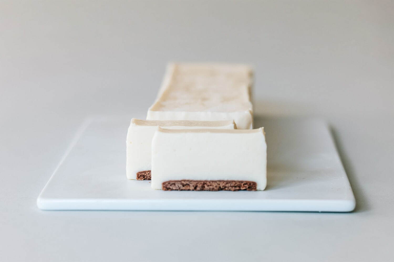 ミニマル(チョコレート)(Minimal) カカオレアチーズケーキ｜写真2