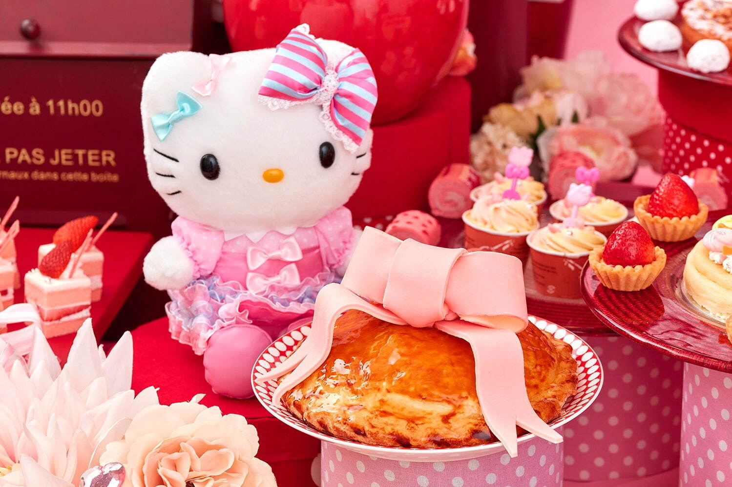 サンリオ ハローキティ ウィッシュミーメル のスイーツブッフェ 京王プラザホテル八王子で ファッションプレス サンリオ ハローキティ ウィッシュミーメル のスイーツブッフェ 京王プラザホテル八王子で ファッションプレス