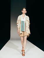 エズミ 2022年春夏ウィメンズコレクション - 建築における“見立て”をファッションに再解釈｜写真24