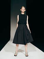 エズミ 2022年春夏ウィメンズコレクション - 建築における“見立て”をファッションに再解釈｜写真28