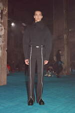 ボッテガ・ヴェネタ 21-22年秋冬コレクション	- 対極的な要素で呼び起こすムーブメント｜写真12