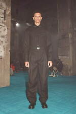 ボッテガ・ヴェネタ 21-22年秋冬コレクション	- 対極的な要素で呼び起こすムーブメント｜写真23