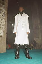 ボッテガ・ヴェネタ 21-22年秋冬コレクション	- 対極的な要素で呼び起こすムーブメント｜写真41