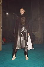 ボッテガ・ヴェネタ 21-22年秋冬コレクション	- 対極的な要素で呼び起こすムーブメント｜写真48