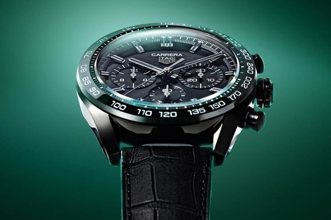 タグ・ホイヤーの新作腕時計、日本の伝統色“萌黄色”着想グリーンサファイアクリスタルを用いて