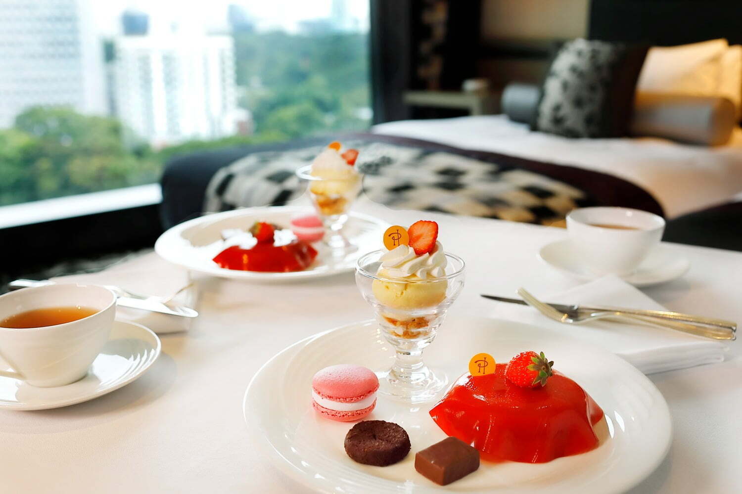 朝食(朝ごはん)｜ホテルニューオータニ(東京)「ピエール・エルメ・パリ」限定スイーツを部屋で楽しむ女性向け宿泊プラン