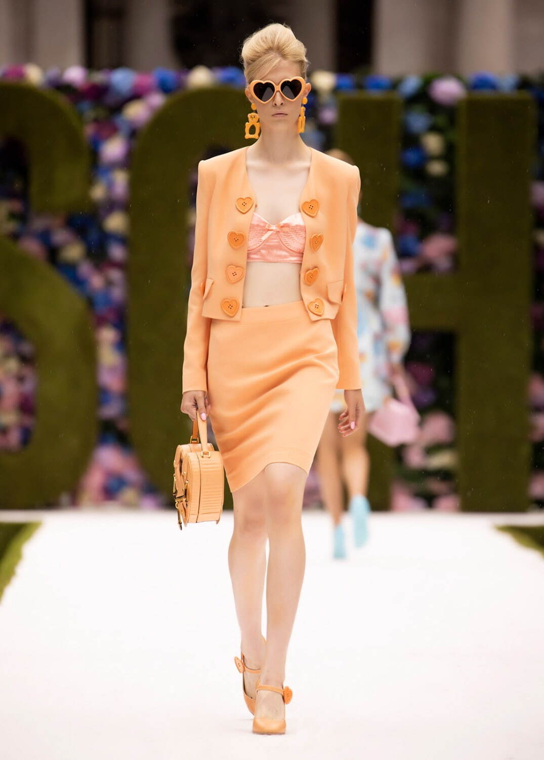 モスキーノ 2022年春夏<span>コレクション</span> - 写真21