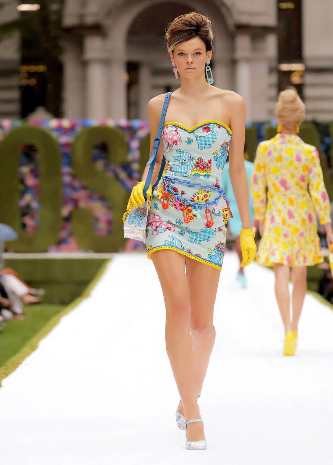 モスキーノ(MOSCHINO) 2022年春夏ウィメンズコレクション  - 写真30