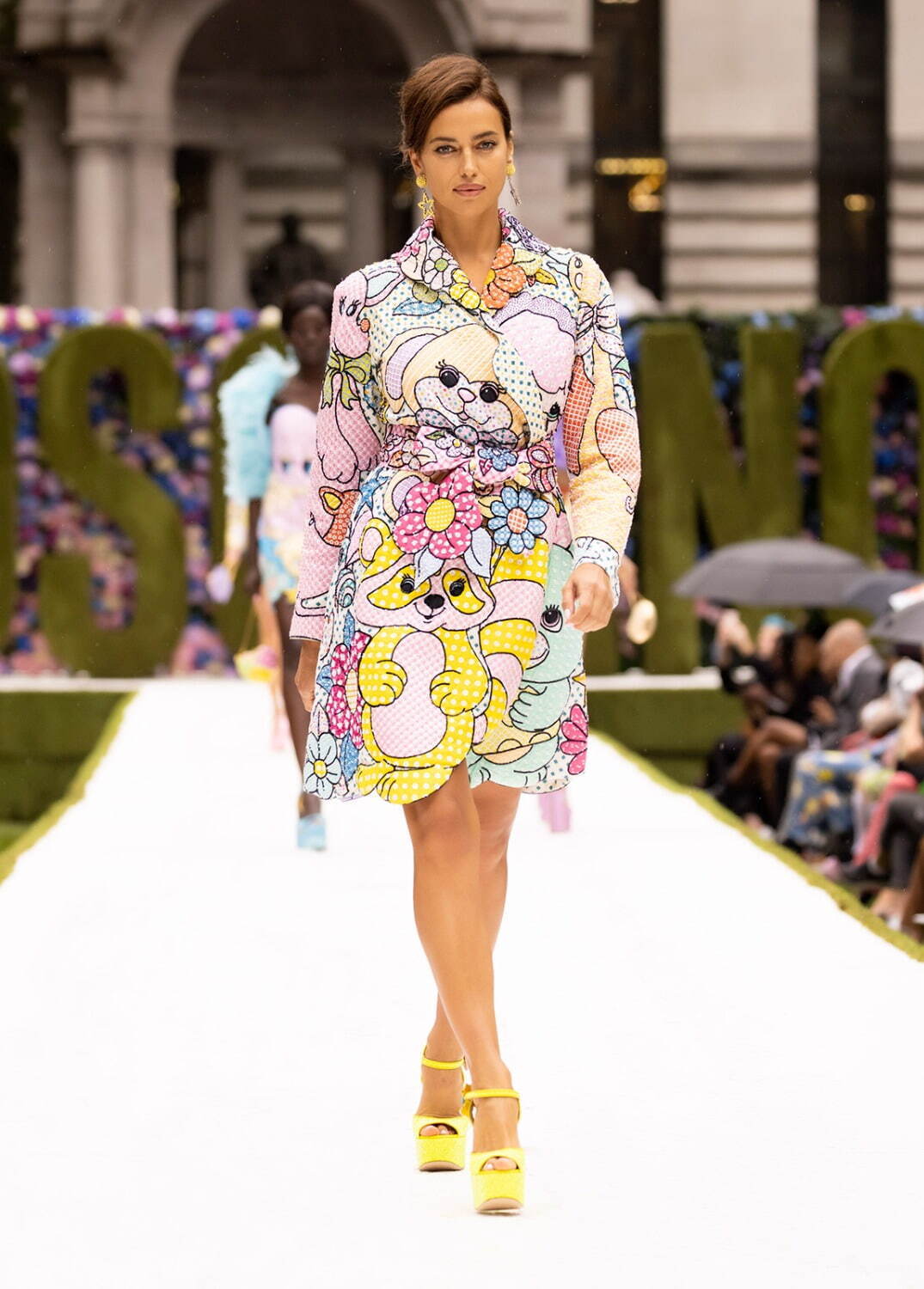 モスキーノ(MOSCHINO) 2022年春夏ウィメンズコレクション  - 写真42